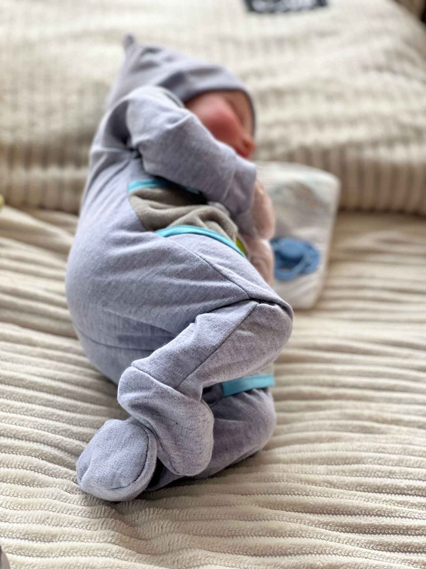 Muñeco reborn niño realista de vinilo 45 cm