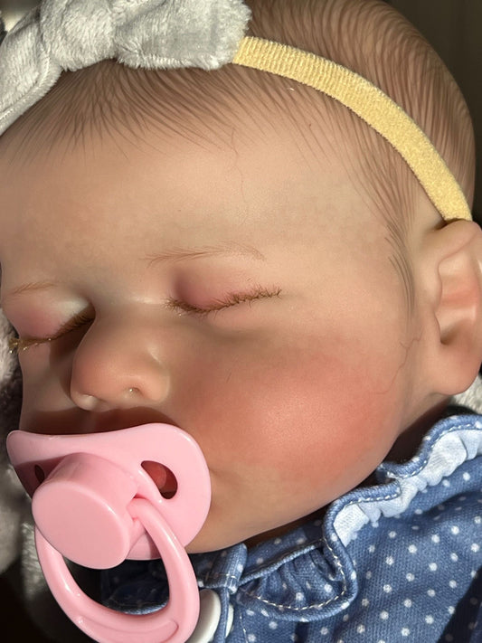 Muñeca reborn niña realista de vinilo 50 cm