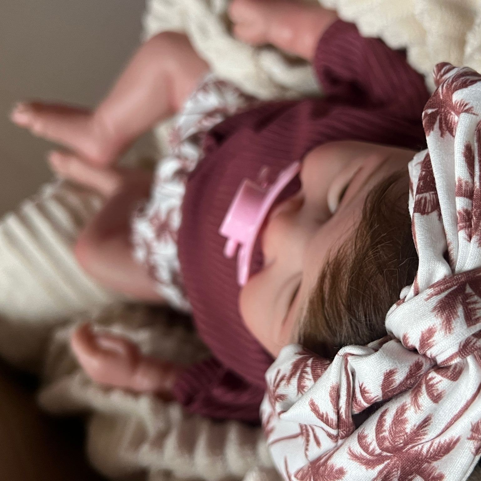 Muñeca reborn niña realista de vinilo 45 cm