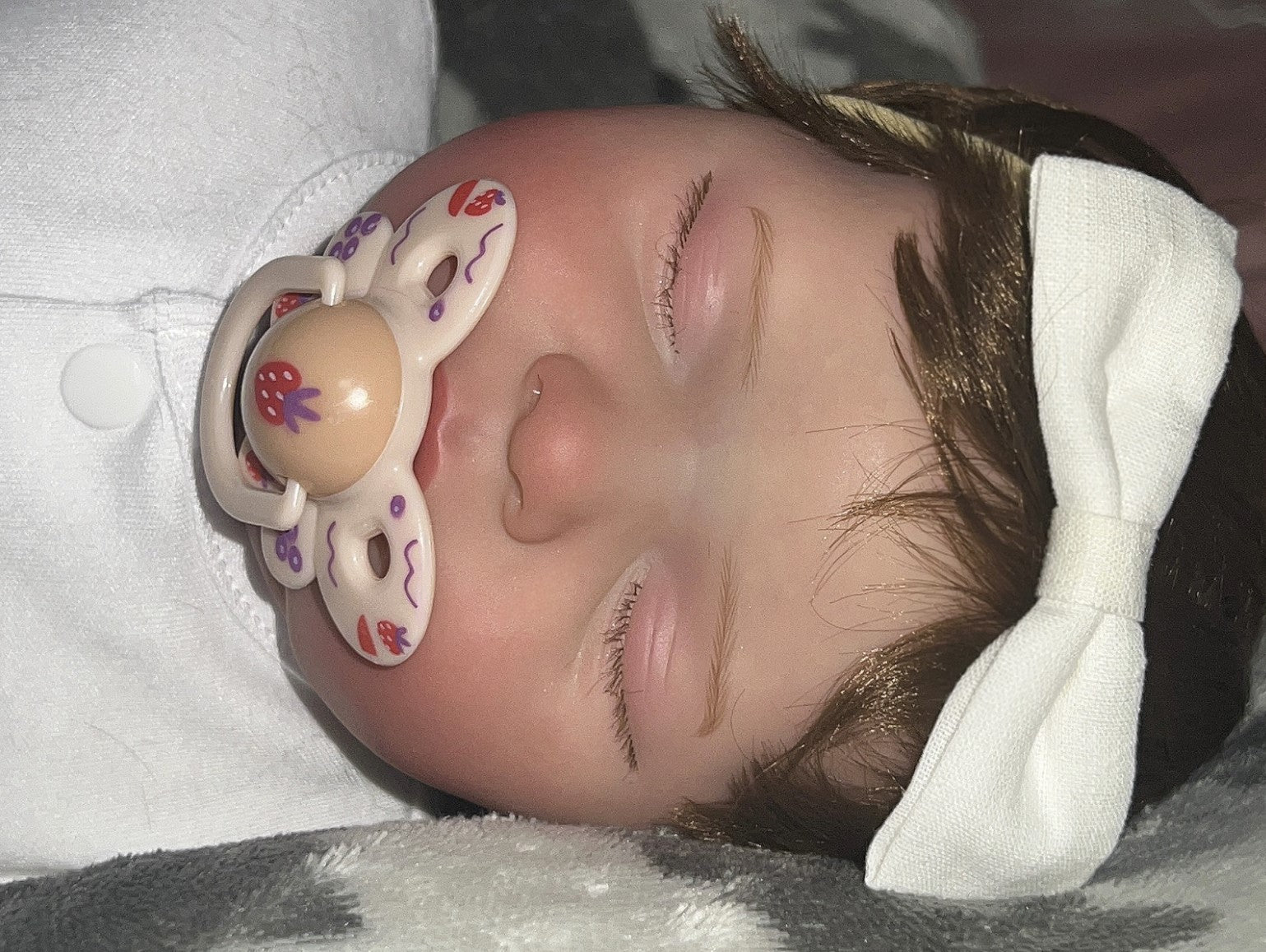 Muñeca reborn niña realista de silicona 50 cm