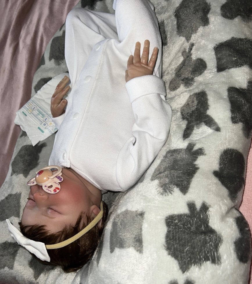 Muñeca reborn niña realista de silicona 50 cm